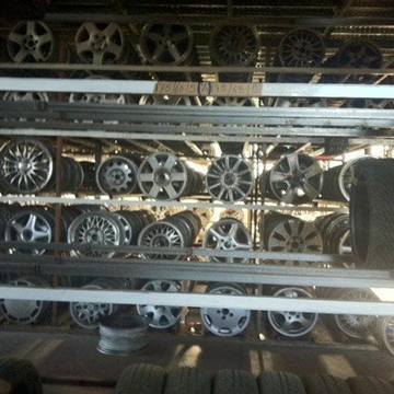 LLANTAS Y NEUMATICOS  - Imagen 1